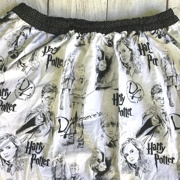 Womens HARRY POTTER Skirt Size S Ron Hermione Luna Wizards Handmade Teacher Fun - Picture 3 of 9